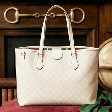 GUCCI GGエンブレムミディアムトートバッグ 815213 FAD6L 9641 126402706