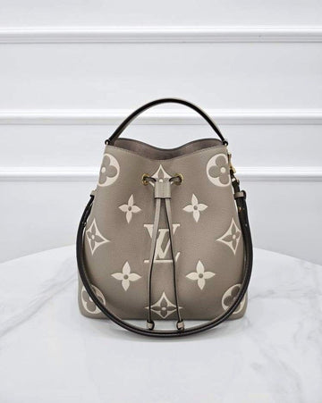 LOUIS VUITTON NeoNoé M45555 mit integriertem Chip 156614319