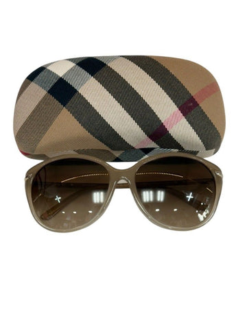 Burberry Beige Women's Sunglasses B4125A Gradient Lens 156624038