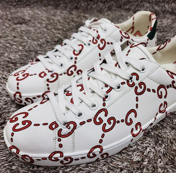 GUCCI ロゴプリントエーススニーカー 7(260) 156683694