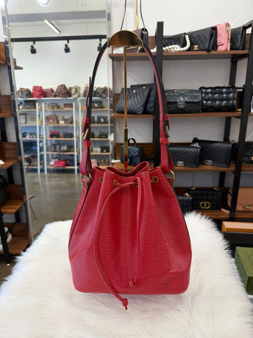 Louis Vuitton Noe Epi Red B+ 156693929