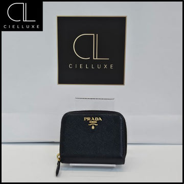PRADA ジッパーカードケース 156731597