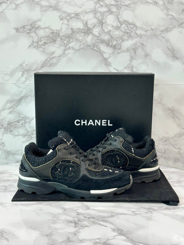 CHANEL Tweed Cruise Sneakers with CC Logo (Model No: G26582) 156771751