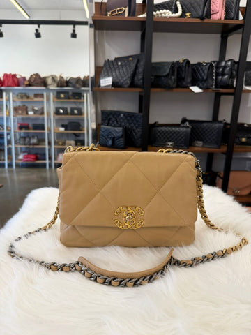 CHANEL 19 Flap Bag Small 29 Series (AS1160) 156798824