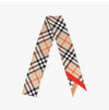 Burberry Women's Scarf 156689590 [P]