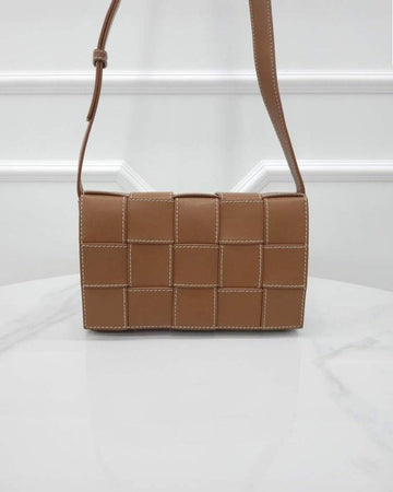 BOTTEGA VENETA Intrecciato Schultertasche aus Holz Natur 758105 156826478