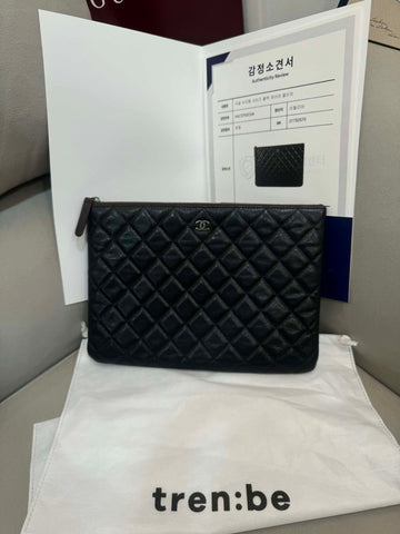CHANEL キャビア ニューミディアム クラッチ 156826618