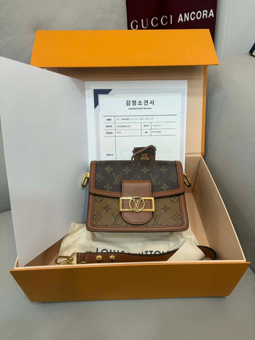 LOUIS VUITTON ミニドフィンショルダーバッグ 156826621