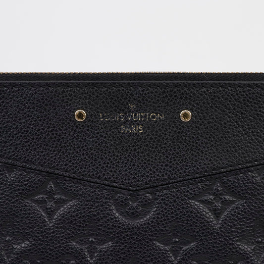 LOUIS VUITTON Täglicher Pouch Monogramm Aufprägung Leder Clutch Schwarz 156510326 [P]