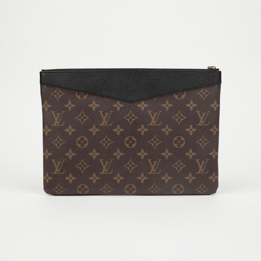 LOUIS VUITTON M62048 Tagespouch 156332939 [P]