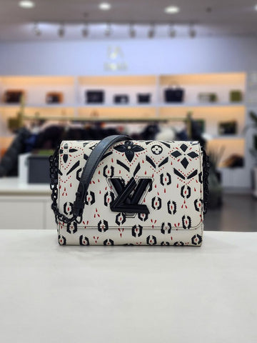 LOUIS VUITTON Twist MM Schultertasche M53032 156914281