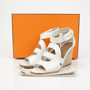 HERMES Sandale mit Riemen 156513072