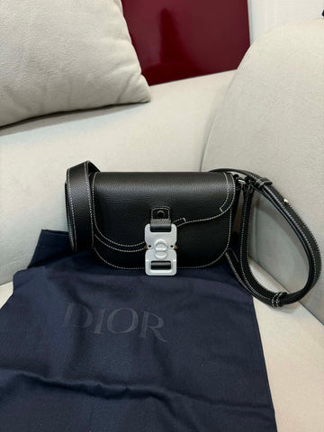 DIOR オールフラップメッセンジャーバッグクロスバッグ 156933302