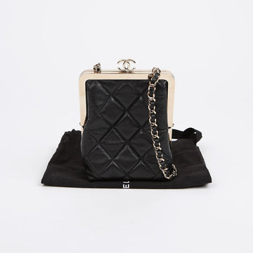 CHANEL ミニクラッチチェーンクロスバッグ AP2497 156276814