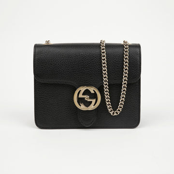 GUCCI インターロッキング GG スモール チェーン バッグ ブラック ゴールド 156796827