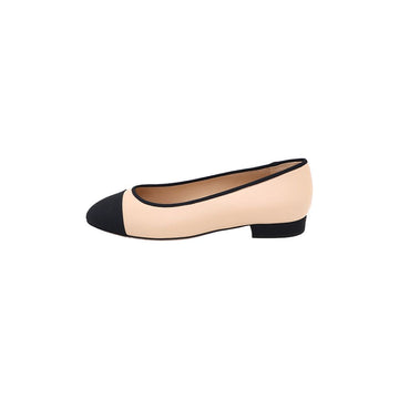 CHANEL Two-Tone Beige CC Ballerina Flats for Women G35348 156939893