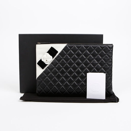 CHANEL Leder Camellia Dekor Clutch Schwarz Pink 156682938