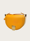 FENDI オレンジゴールドレザーのムーンライトサドルショルダーバッグ 156980368 [P]