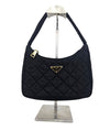 PRADA ナイロン三角ロゴキルティングホーボーバッグ 157029843 [P]