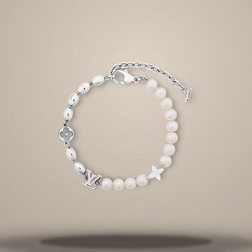 Louis Vuitton Pearls Fusion Bracelet Brass and Glass Pearls M1556A 157105312