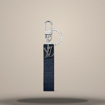 Louis Vuitton Shadow Dragonne Key Holder & Bag Charm Navy M01945 157105426