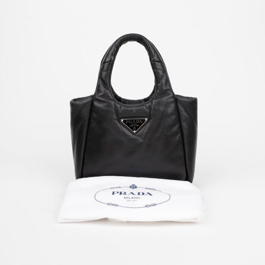PRADA Weiche gepolsterte Nappa-Leder-Tote Bag Schwarz 156005359