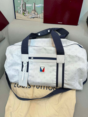 LOUIS VUITTON 新商品 キーポル 157120648
