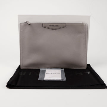 Givenchy Antigona Medium Clutch BB60DWB00B 156801886
