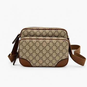 GUCCI GGエンブレム ミディアム クロスボディバッグ 821160 FAED 39786 157121021