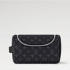 Louis Vuitton Toiletry Bag M11510 / Men's Clutch Bag 157211745 [P]