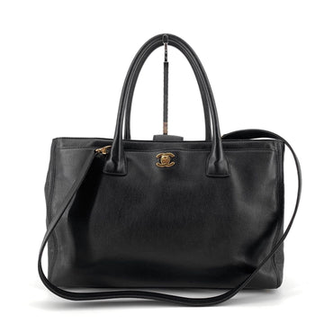 CHANEL Große Surfschultertasche mit goldener Hardware 157233300 [P]