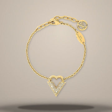 Louis Vuitton Essential Love Bracelet Gold Metal 157285678