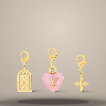 Louis Vuitton Charm Set in Gold-Tone Metal M03002 157304247