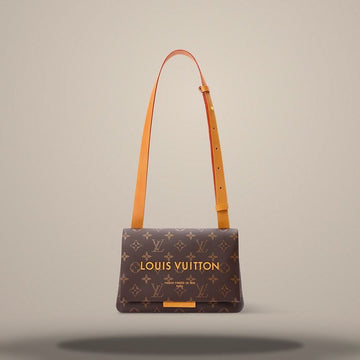 LOUIS VUITTON Takeout Messenger M28113 157337574