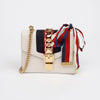 GUCCI Mini-Chain-Shoulderbag aus Leder Weiß 157010542 [P]