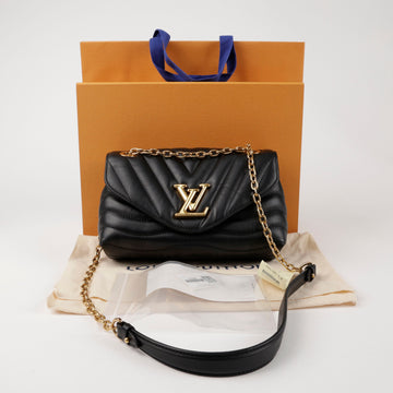 LOUIS VUITTON Neue Welle Kettenbeutel Schwarz 157090837