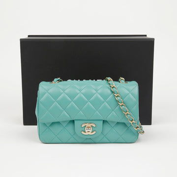 CHANEL クラシック ニューミニ ラムスキン ショルダーバッグ ブラック ゴールド金具 157019886
