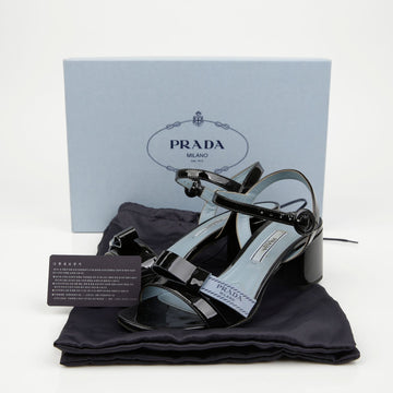 PRADA Logo-Riemen-Sandalen 157029101