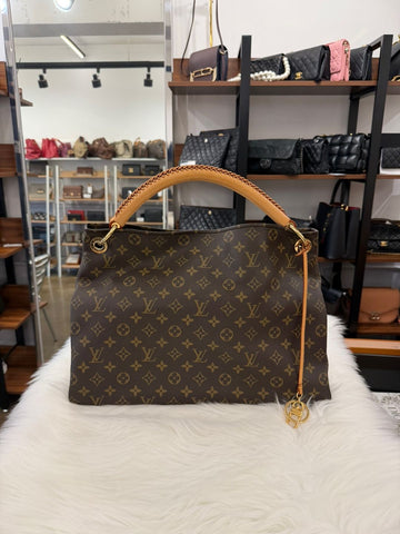 LOUIS VUITTON Achat Monogram 157318518