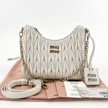 MIU MIU Nappa Ketten Schultertasche Crossbody Tasche Hobo 5bh211 157343414