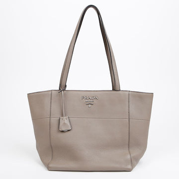 PRADA Vitello Phoenix Schultertasche 157116205
