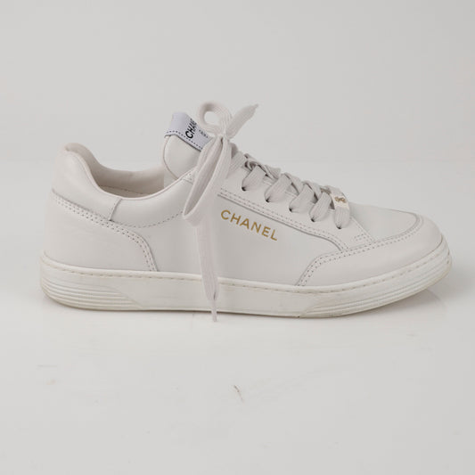 CHANEL G45086 CC Logo Sneakers 156797701