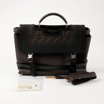 FENDI ピカブ アイコニック エッセンシャル 書類バッグ 156974945