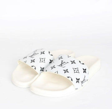 Louis Vuitton Waterfront Mule Slipper White 7(260) 157343945