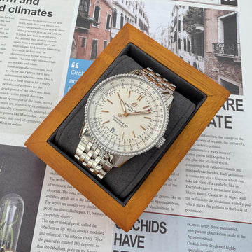 BREITLING ネビタイマー41 ノンクロノ ホワイトダイヤル ゴールドハンド 157345151