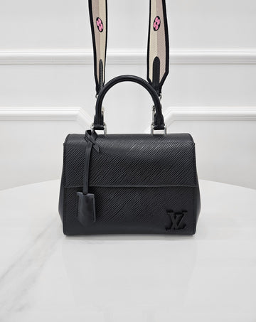 LOUIS VUITTON Mini Cluny M58925 157385533