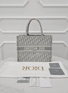 Dior Oblique Book Tote Medium Gray M1296ZRIW_M20I 157162266 [P]