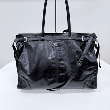PRADA Leder-Tote mit Triangel-Logo Schwarz 157414856