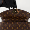 Louis Vuitton Plain Flacid Shoulder Crossbody Bag 156728778 [P]