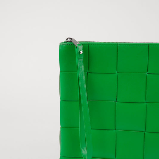 BOTTEGA VENETA Intrecciato Woven Large Clutch Parquet 157120717